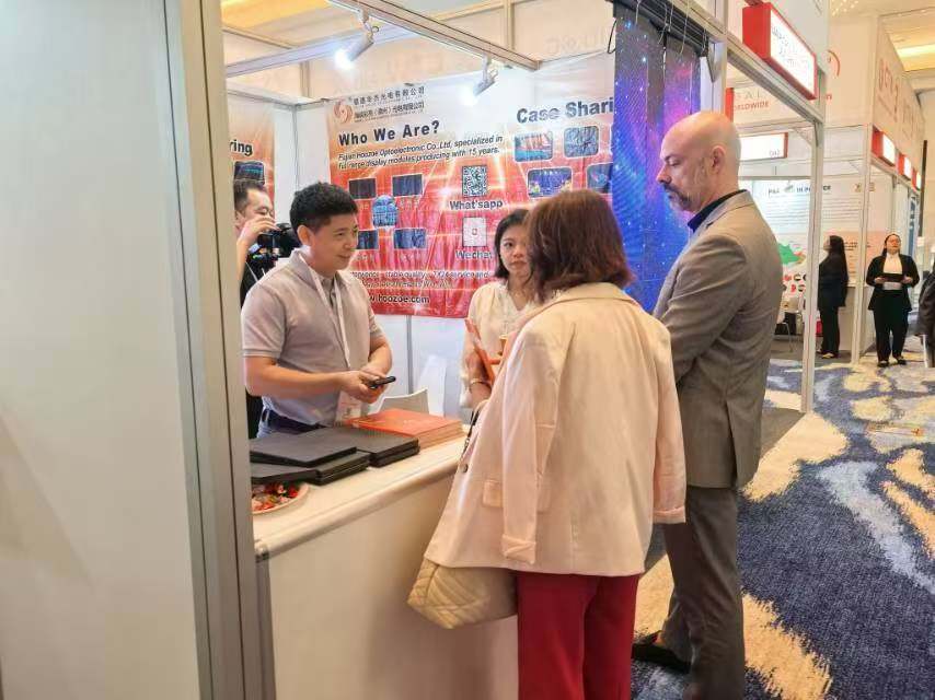 Connecting each other with light as a bridge: A wonderful review of the Dubai exhibition